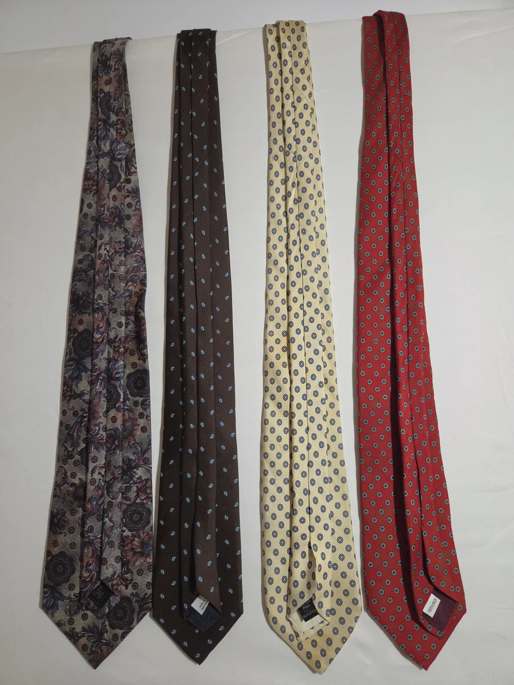 Lot of 4 Vtg Silk Ties Bill Blass, Windsor Hand Made, Kuppenheimer Italian Silk